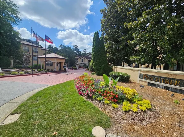 3777 Peachtree Rd NE APT 513, Brookhaven, GA 30319
