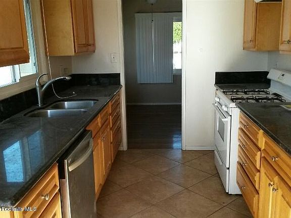 2nd image of 803 W El Morado Ct