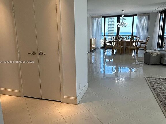 5th image of 19667 Turnberry Way APT 18K