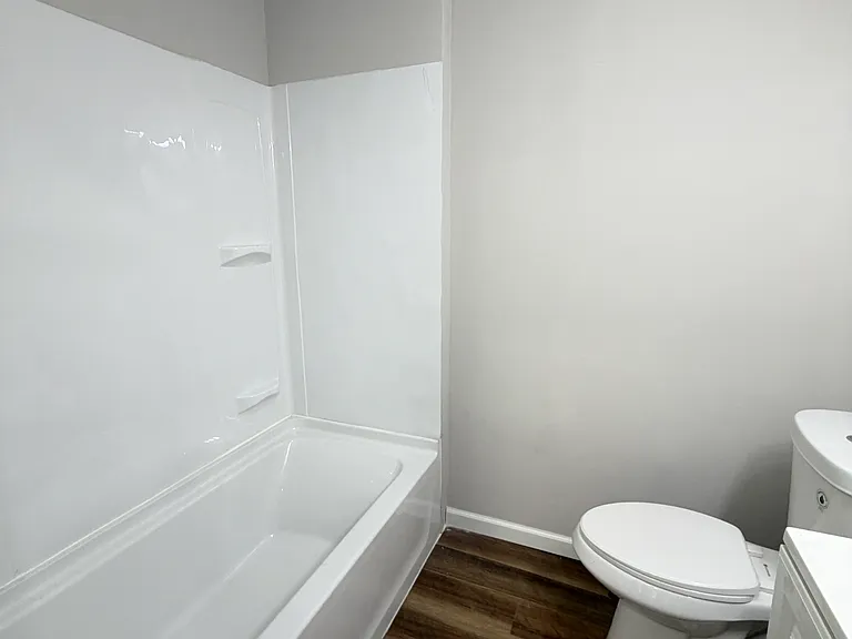 179 Sargeant St #1 — Photo 7