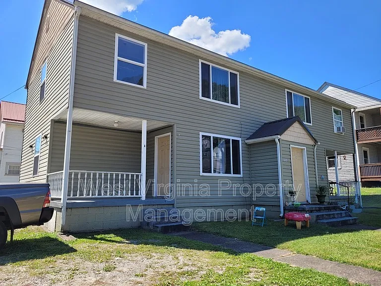 114 Barber Ln #A — Photo 1