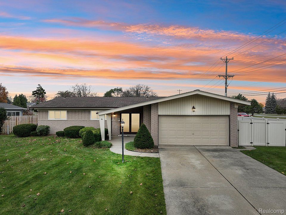1st image of 36955 Gregory Dr