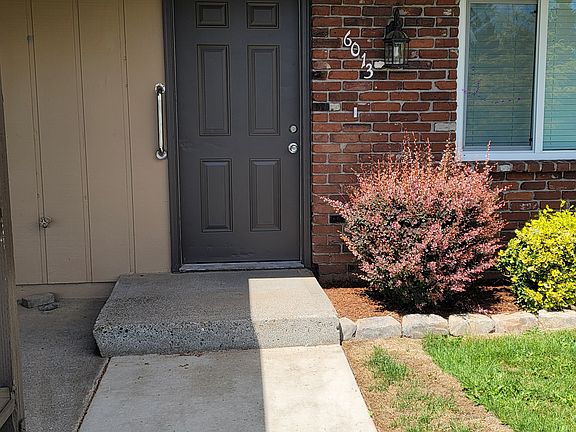 4th image of 6015 NE 6th Ave #6013