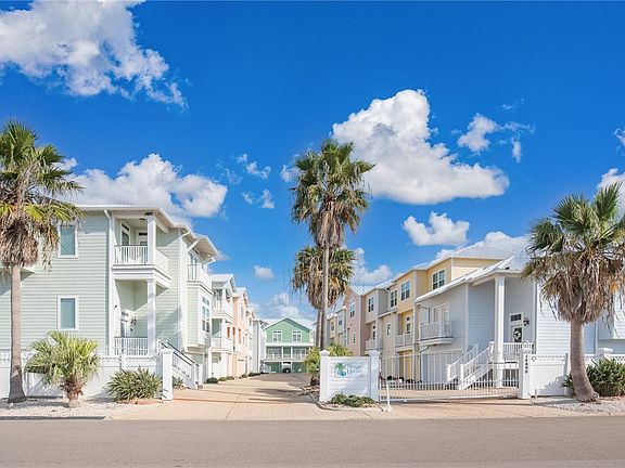 2nd image of 14890 Granada Dr #302