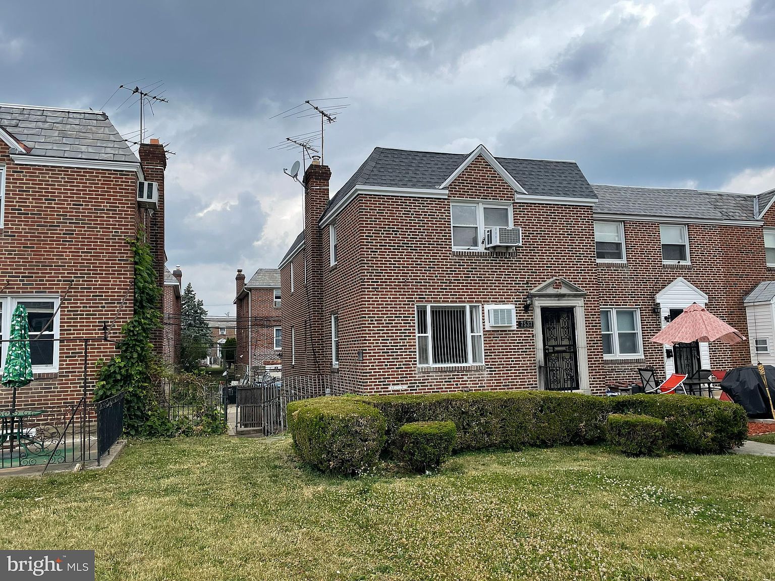 7537 Sherwood Rd, Philadelphia, PA 19151 Zillow