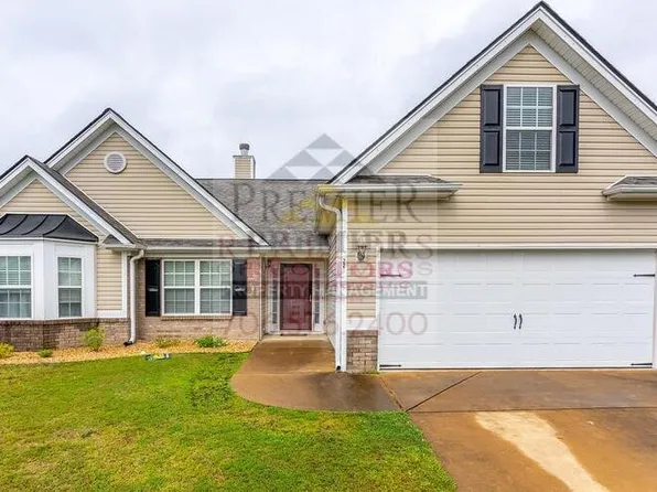 22 Oakwood Dr, Phenix City, AL 36870
