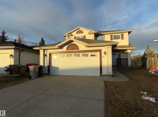 11 Greenbriar Pl, Stony Plain, AB T7Z 2W4