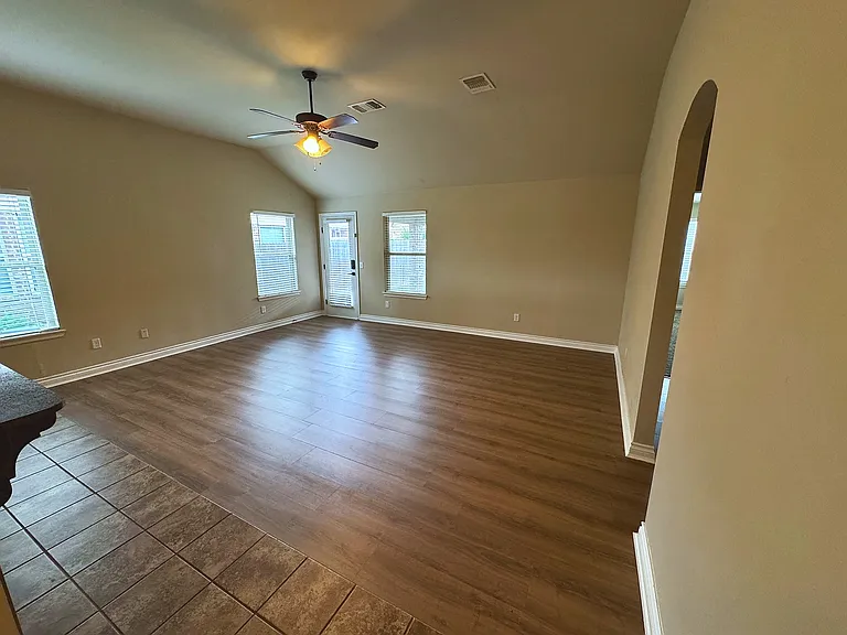 18601 Cola Dr — Photo 15