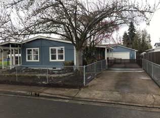 144 38th St, Springfield, OR 97478