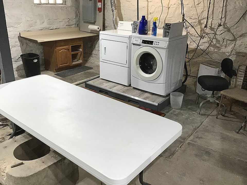 Basement Laundry 