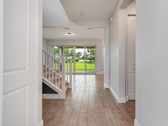 3rd image of 4194 Marina Way