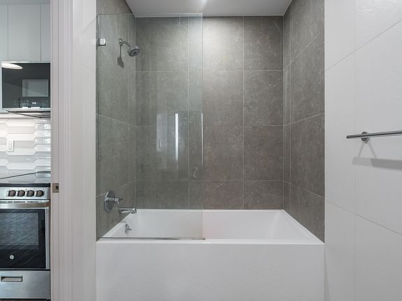 3rd image of 584 4th Ave #423