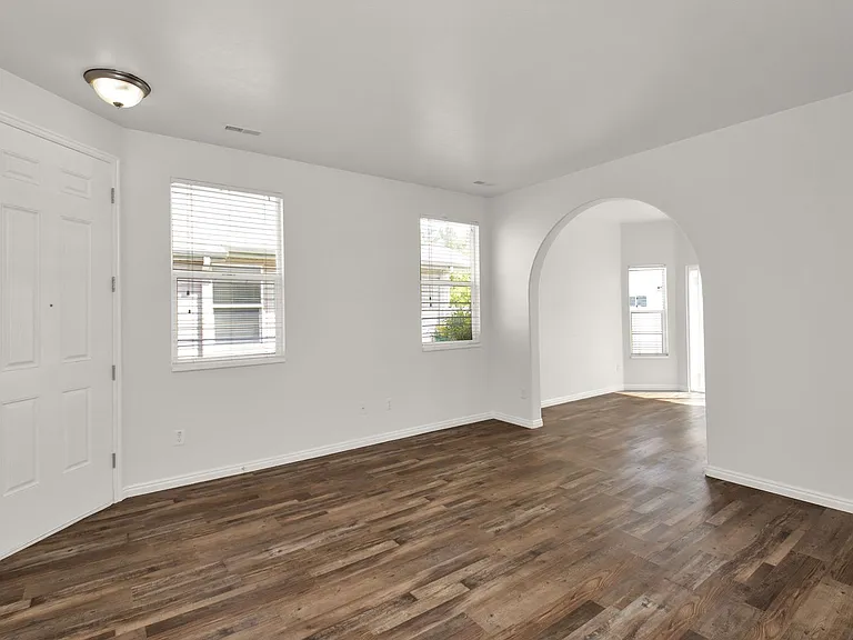 286 N Caleb Dr — Photo 11
