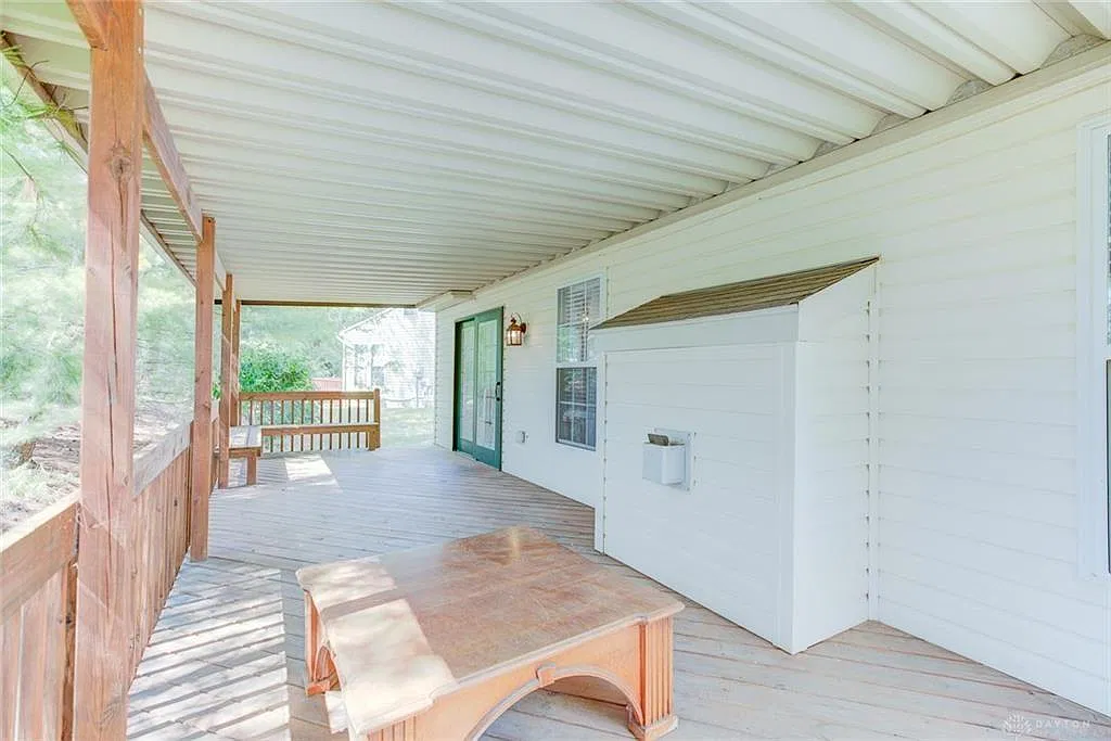 3 bed, 2.5 bath, 1746 sqft, $2,295 — Photo 4