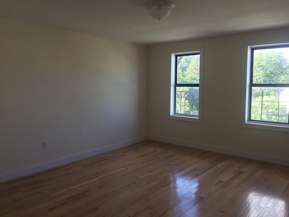 1st image of 911 McLean Ave APT D8
