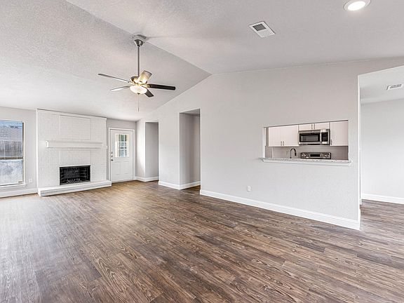 3rd image of 1518 Oslo Dr