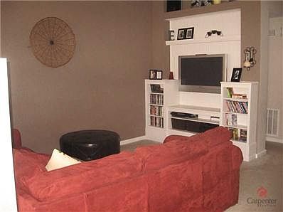 4th image of 2437 Copper Hill Dr