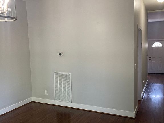 5th image of 1814 15th Ave N