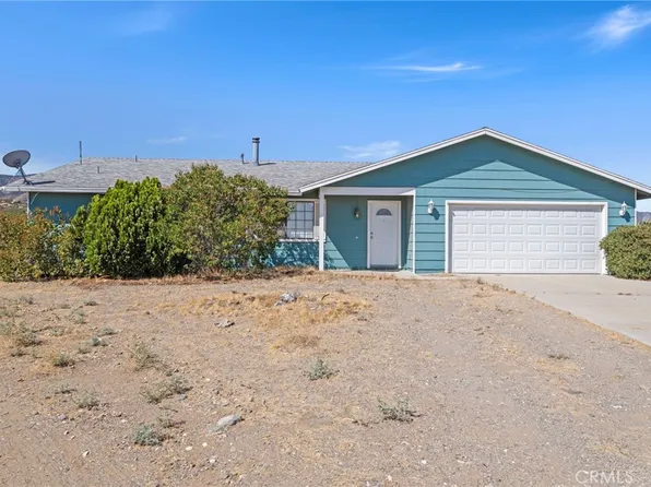 9414 Burbank Rd, Phelan, CA 92371