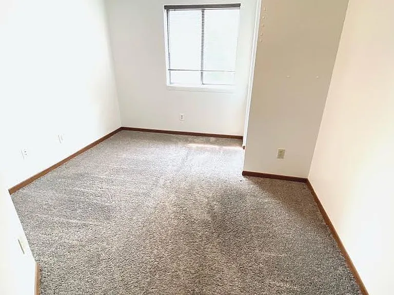 420 7th Ave S #202 — Photo 5