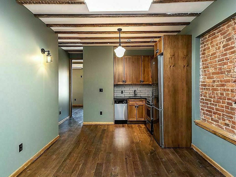 1st image of 160 Humboldt St #3L