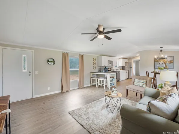 2075 martinez losoya, San Antonio, TX 78221