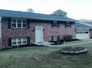7013 Kanawha Farm Cir, Charleston, WV 25312