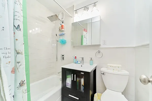 Rented by Living New York | media 12