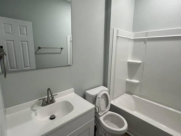 2711 Detroit St #4 — Photo 3