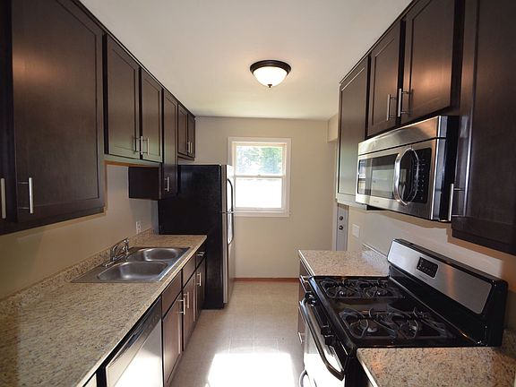 4th image of 5800 Queen Ave S