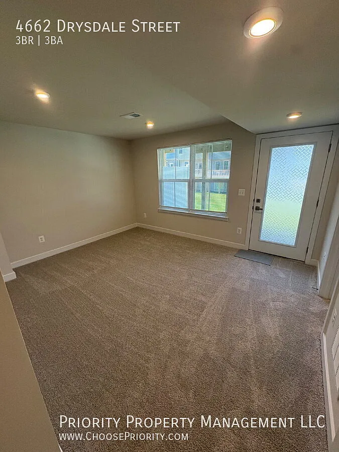"Charming 3-Bedroom Retreat with 2.5 Baths in Harrisonburg Spacious 1730 Sq. Ft. Haven on Drysdal... — Photo 4