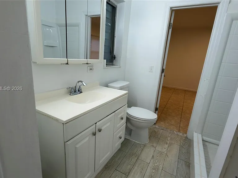 808 84th St #810 — Photo 15