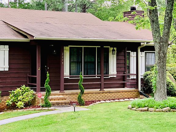3rd image of 2279 Druid Ct NE