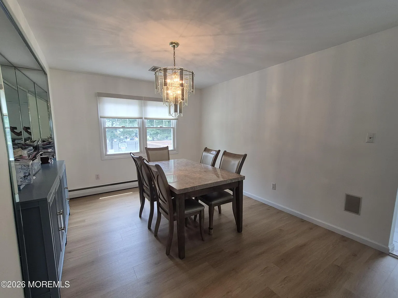 4 bed, 2.5 bath, 2750 sqft, $2,800 — Photo 4