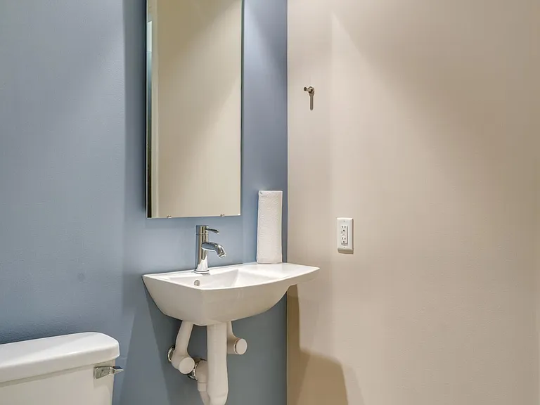 2115 Yeaman Pl #634 — Photo 40