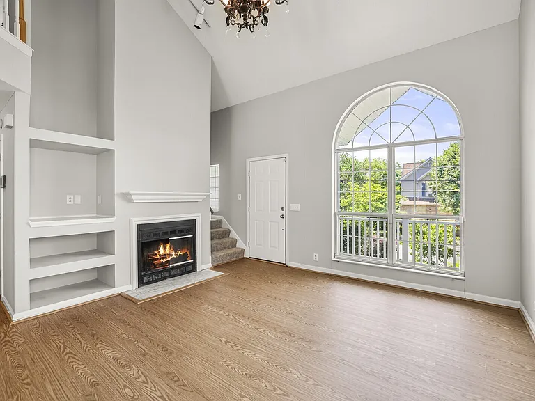 3127 Creekview Ln — Photo 25
