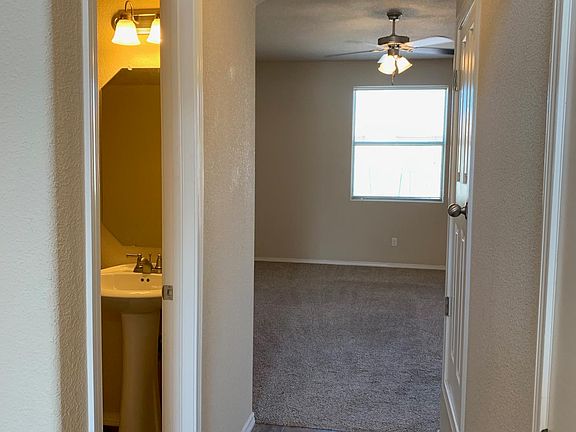 3rd image of 14629 Lipizzan Ct