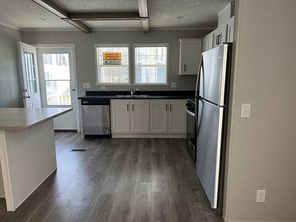 4th image of 2191 E Ohio Pike #57-111