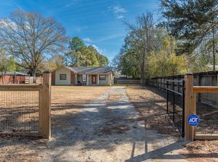 610 Jones Rd, Crestview, FL 32536