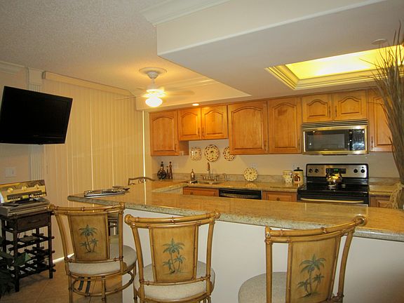 2nd image of 1000 N Us Hwy 1 Unit J402