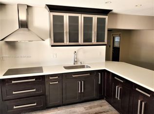 11510 SW 34th Ln, Miami, FL 33165