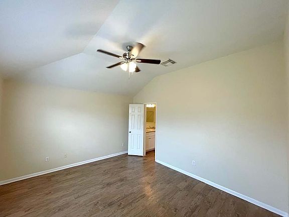 4th image of 19514 Rum River Ct