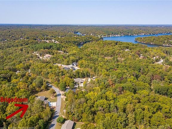 3rd image of 36 Brigadoon Dr