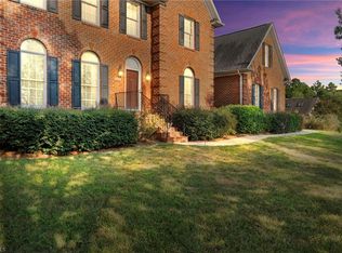 4803 Laurel Oaks Dr, Greensboro, NC 27406