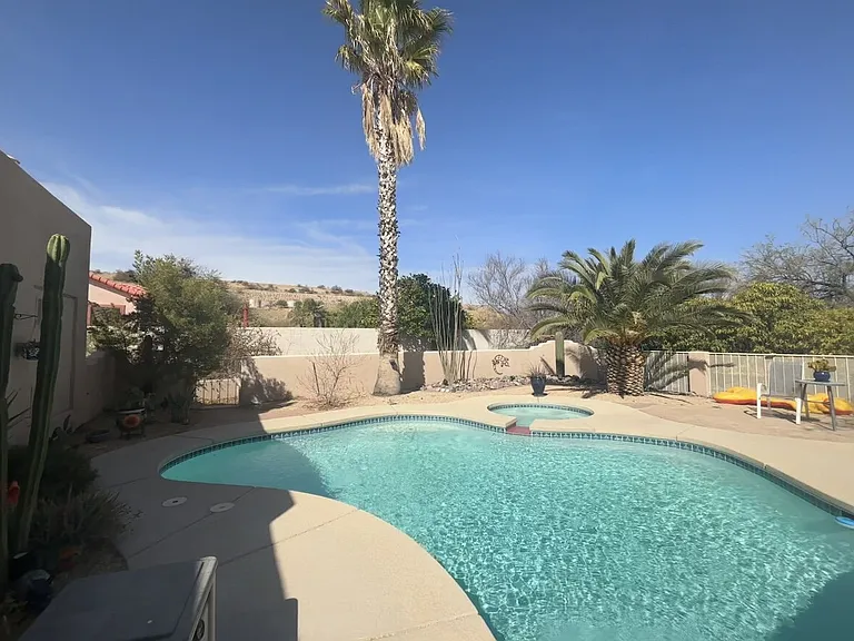1674 W Placita Del Zocalo — Photo 11