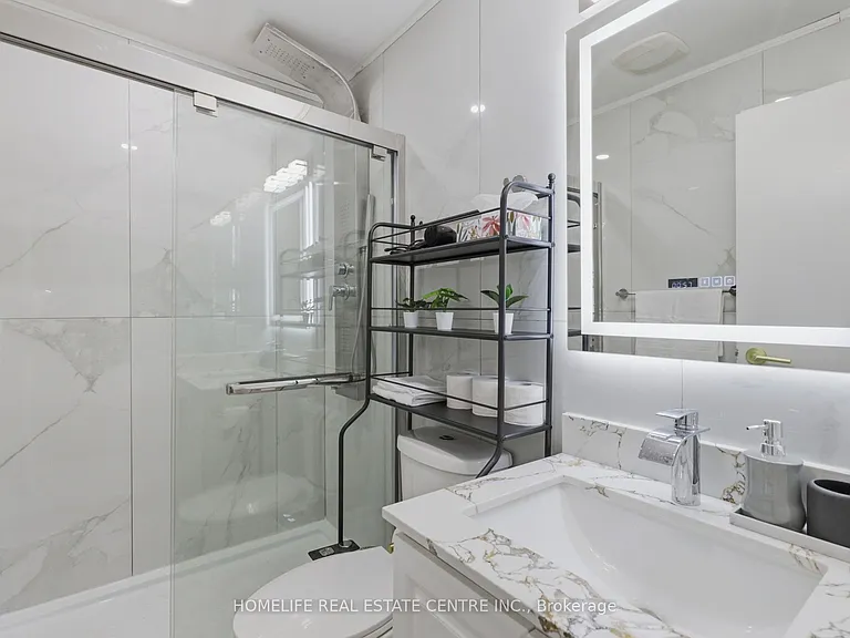 223 Jameson Ave #201 — Photo 6