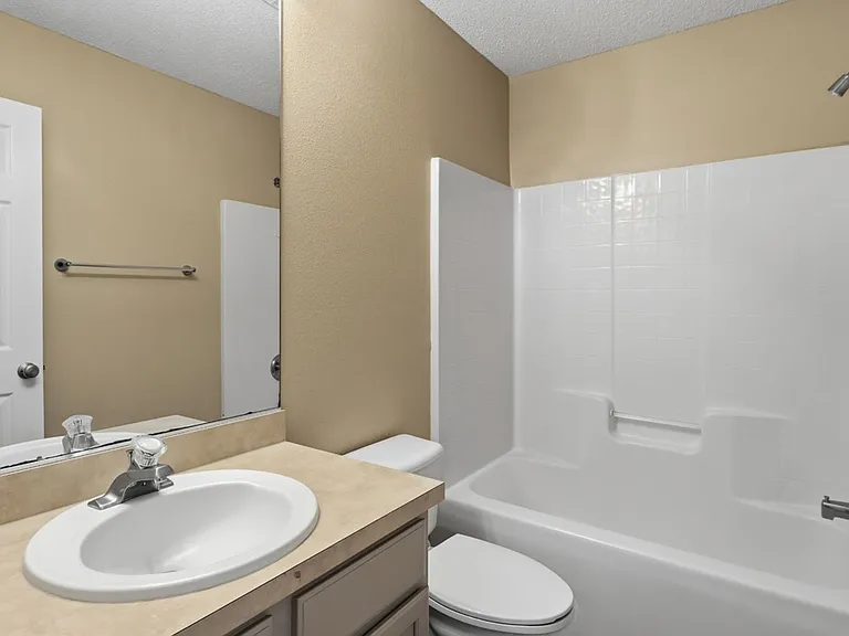 1014 Towne Park Dr — Photo 21