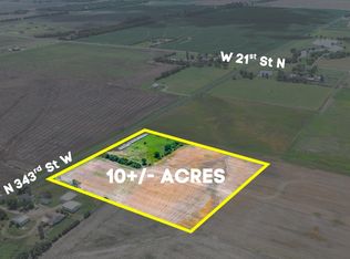 1 N Wild Oak Ests, Cheney, KS 67025