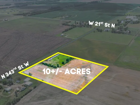 1 N Wild Oak Ests, Cheney, KS 67025