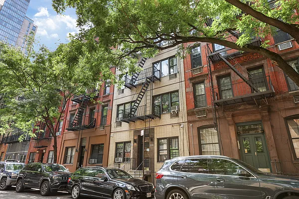 Rented by Cooper & Cooper Real Estate | media 7